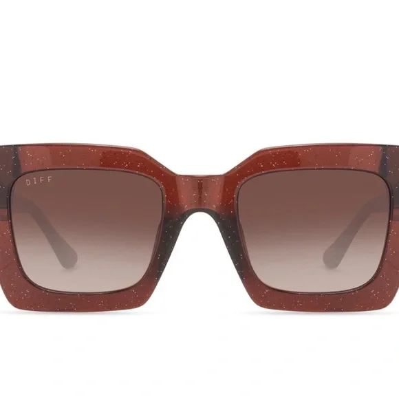 DIFF Eyewear Dani Sunglasses - CHESTNUT - Picture 2 of 12